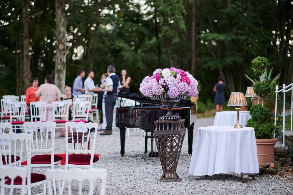 ambiance champetre et chic pour une soirée inoubliable au chateau Chavagnac